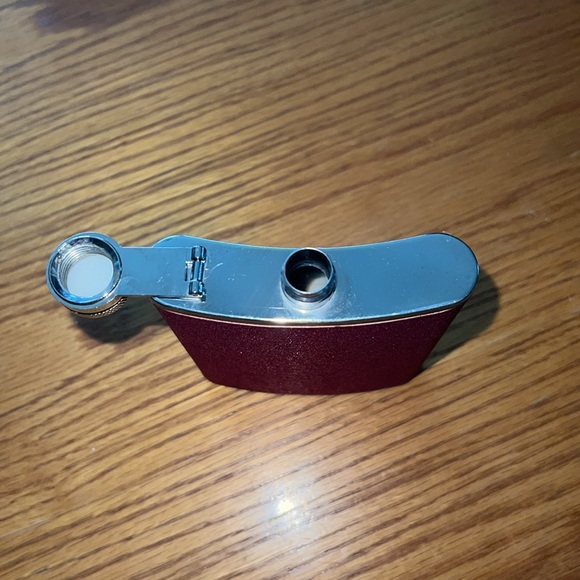 Fancy! Perfect Condition Pink Glitter 8oz Stainless Steel Flask - Picture 6 of 8